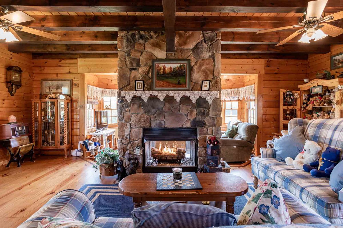 Interior photography  -  log cabin living room virtual staging